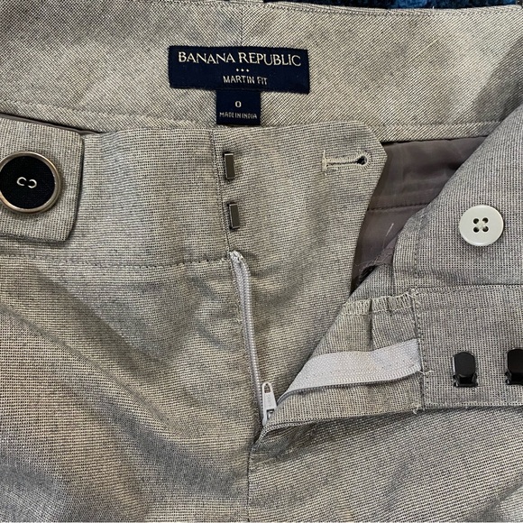 EUC metallic neutral shorts Martin fit - Picture 3 of 4